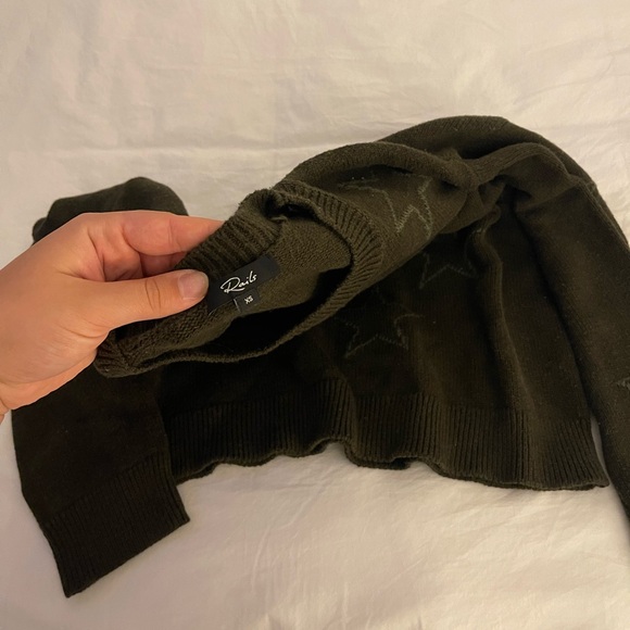 Rails Green Star Sweater - Picture 2 of 2